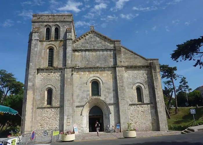Sur A 500 M De La N 6 * Soulac-sur-Mer